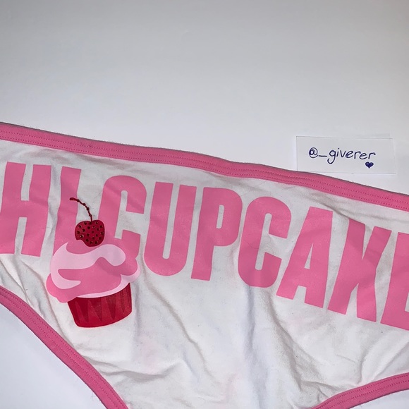 Hi Cupcake Pink Victoria’s Secret Small Hipster - Picture 2 of 14